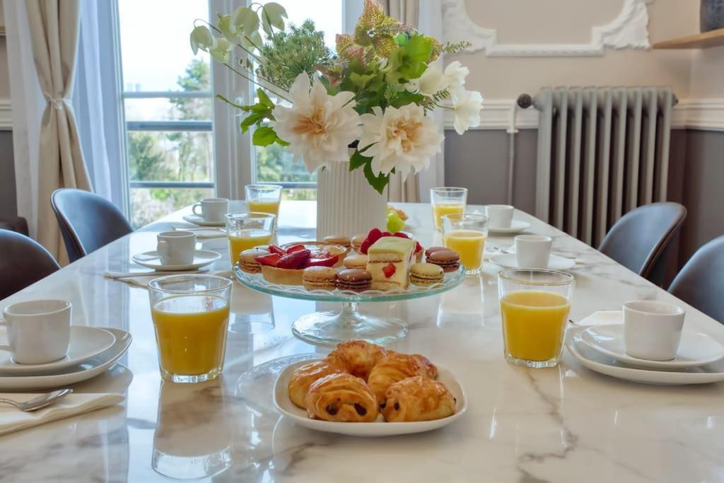 Appartement Parisian Gem: Heart Of The Latin Quarter- 2br Lift Parijs