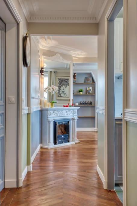 Appartement Parisian Gem: Heart Of The Latin Quarter- 2br Lift Parijs